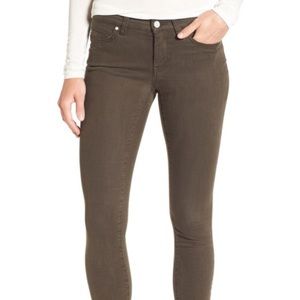 Size 32 Caslon dark olive skinny jeans